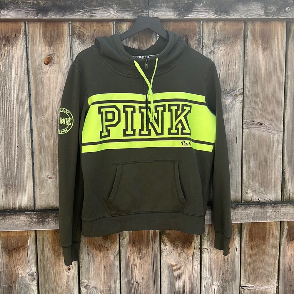 VS PINK Half-Zip